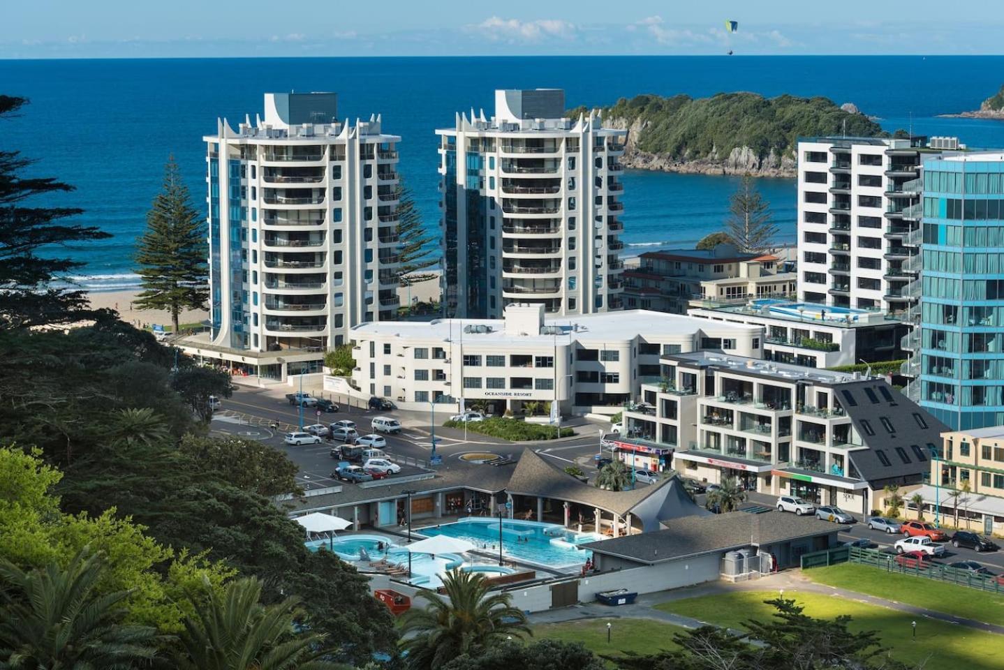 Oceanside Bliss - Absolute Beachfront - Uninterrupted Ocean Views With Pool Leilighet Mount Maunganui Eksteriør bilde