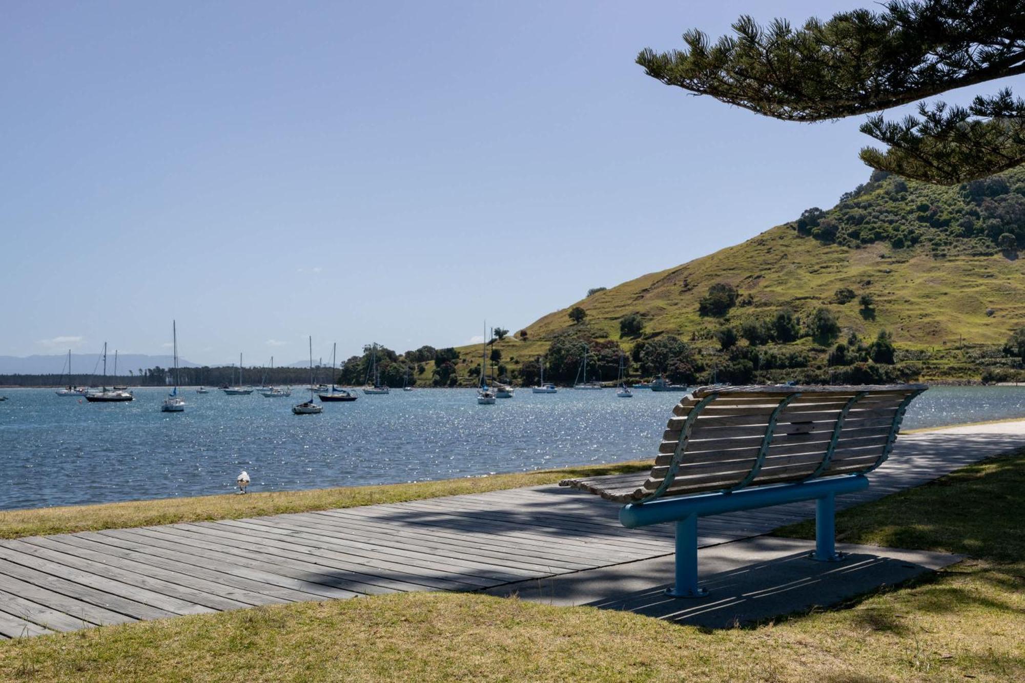 Oceanside Bliss - Absolute Beachfront - Uninterrupted Ocean Views With Pool Leilighet Mount Maunganui Eksteriør bilde